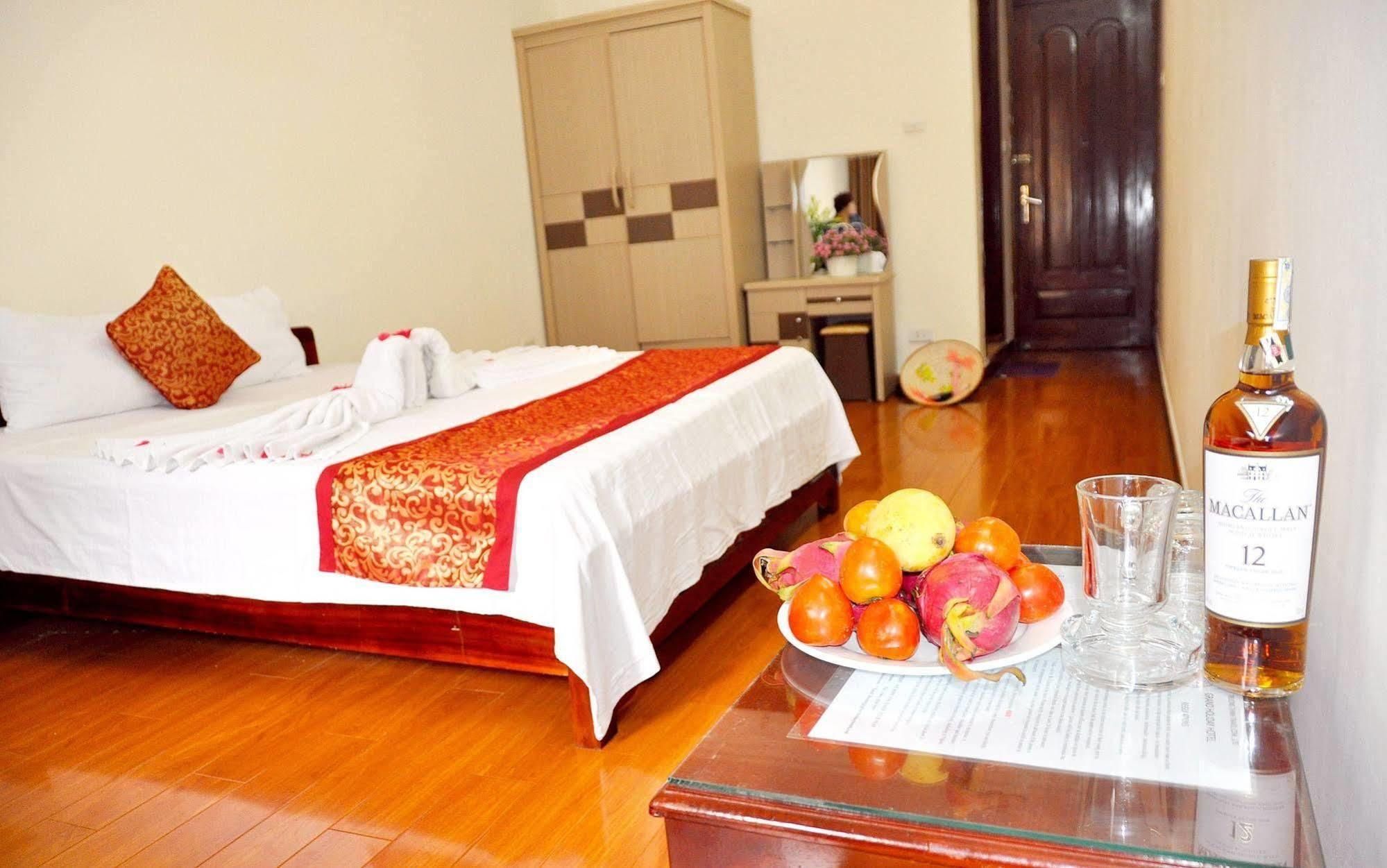 Grand Holiday Hotel 2 Hanoi Bagian luar foto