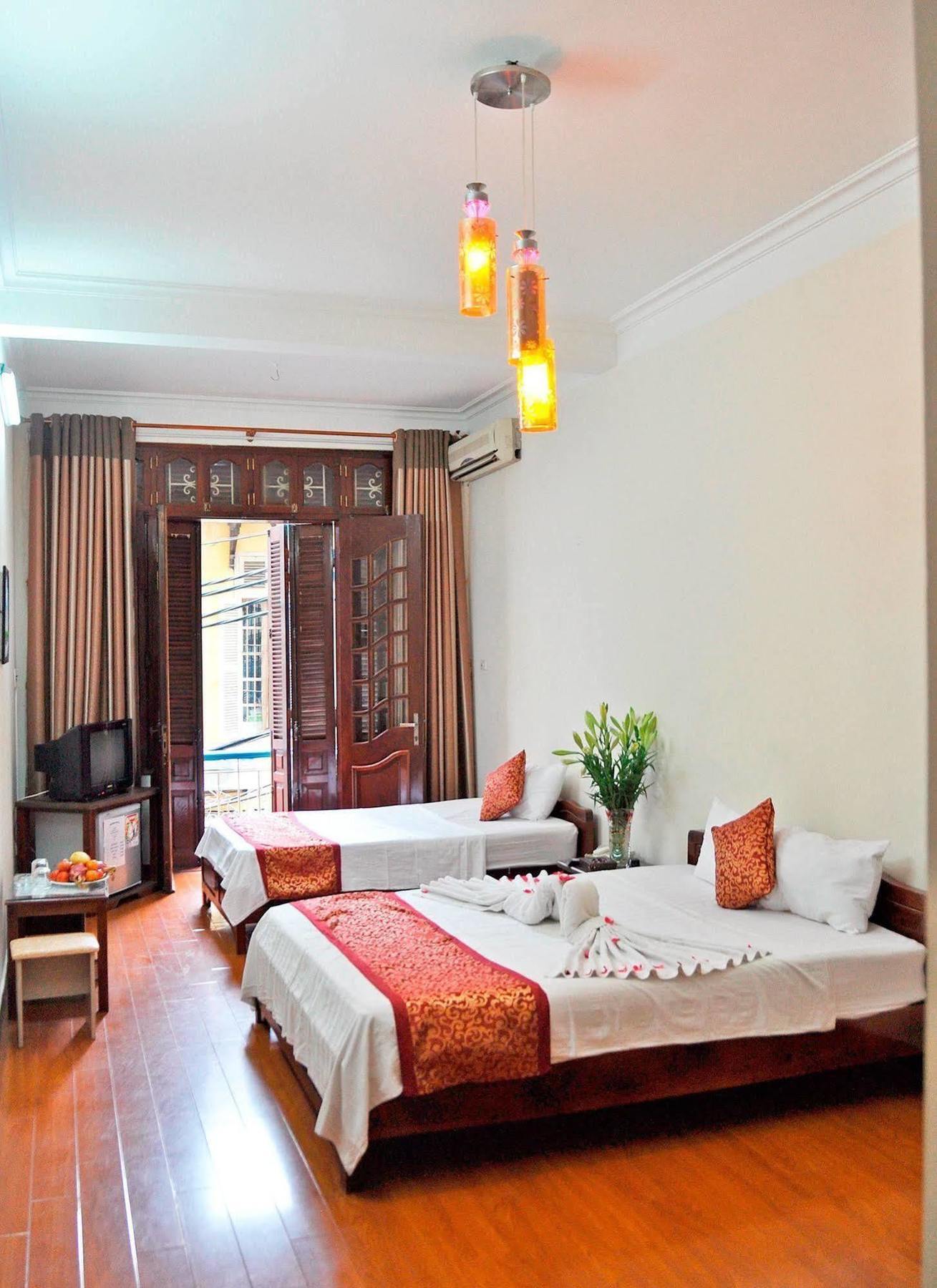 Grand Holiday Hotel 2 Hanoi Bagian luar foto