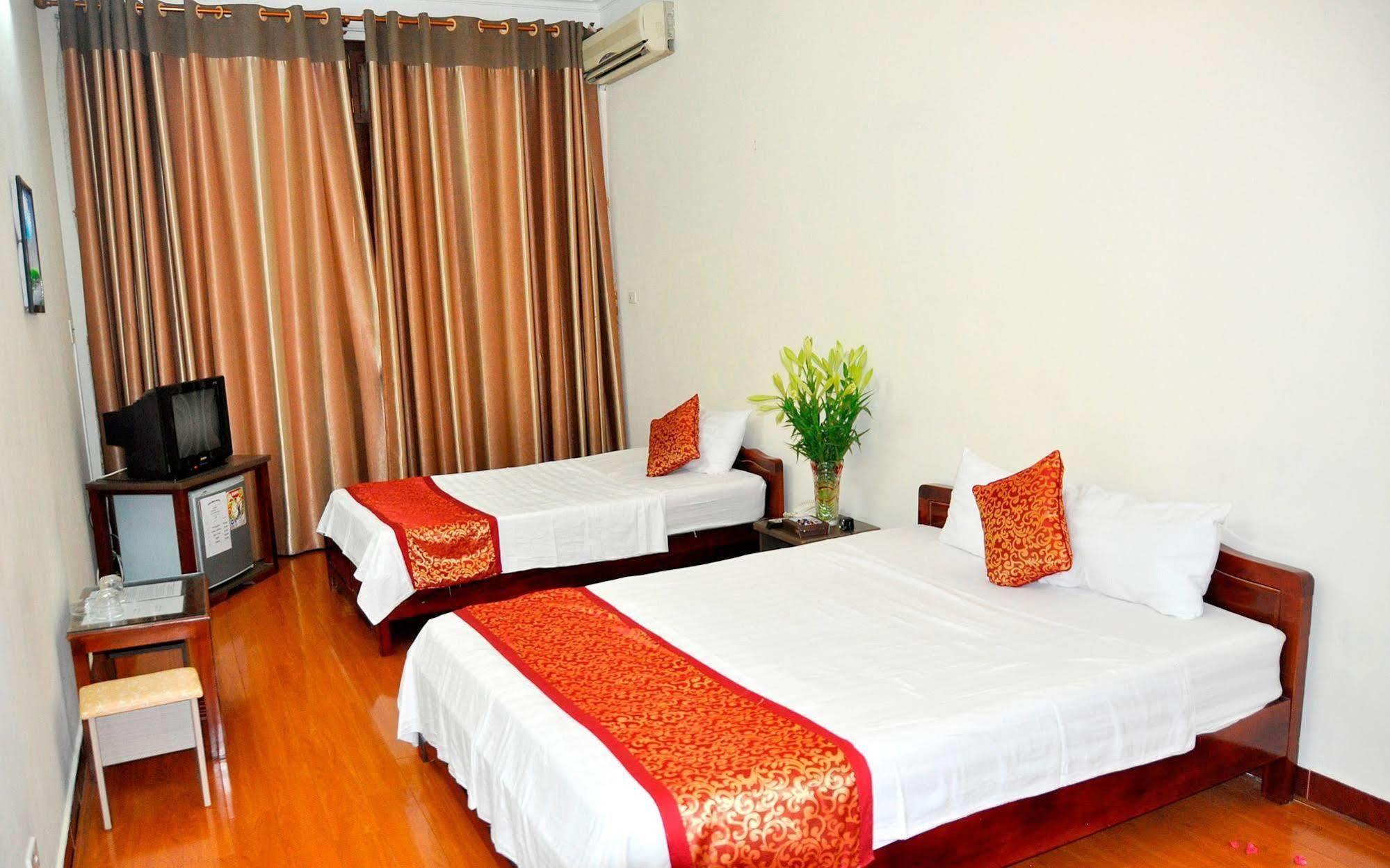 Grand Holiday Hotel 2 Hanoi Bagian luar foto